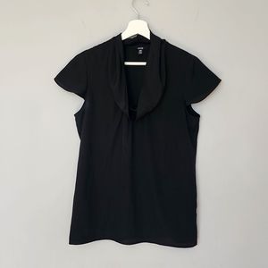 Short sleeves shirt